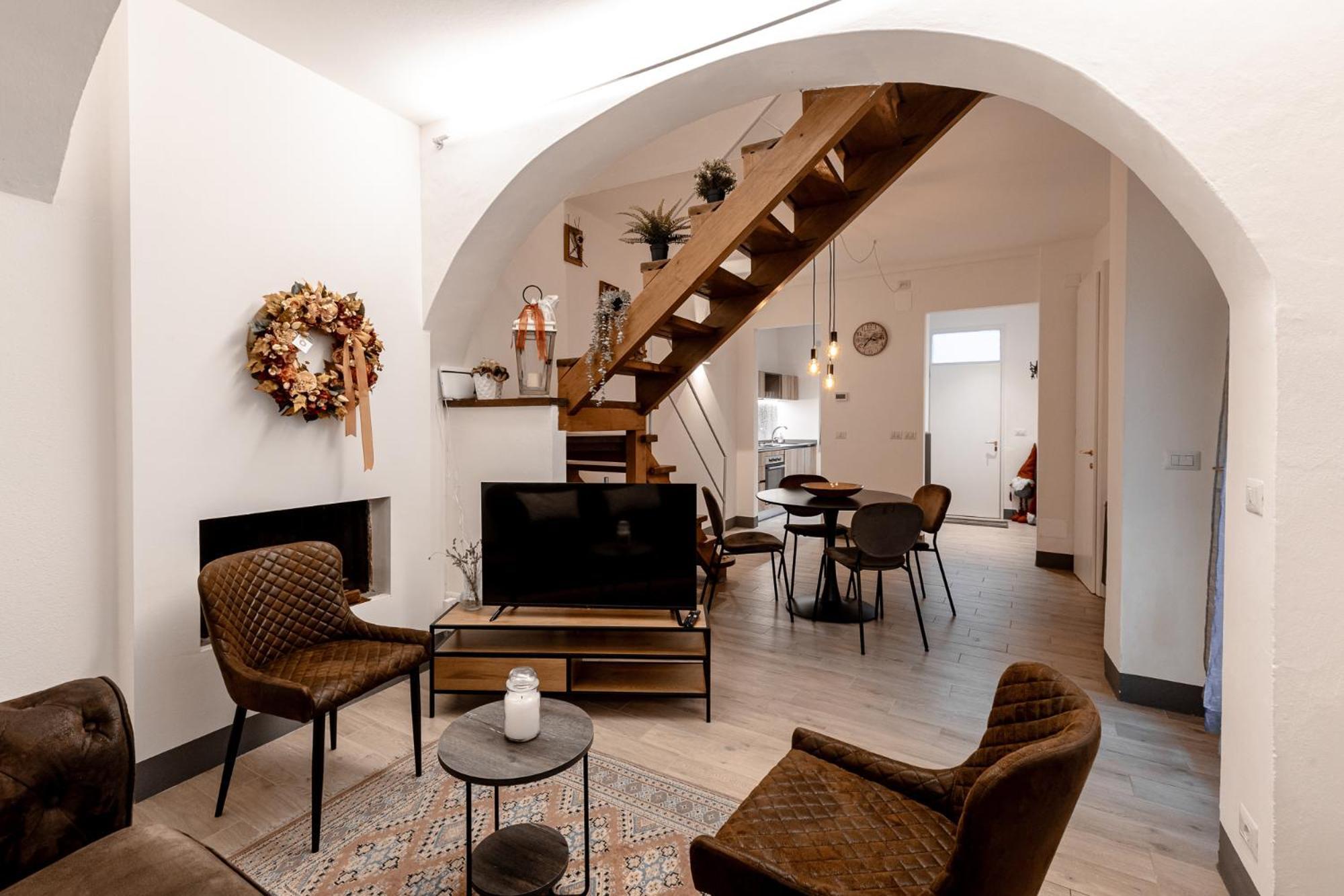La Casa Dello Sdrucciolo Apartment มอนติปุลเชียโน ภายนอก รูปภาพ